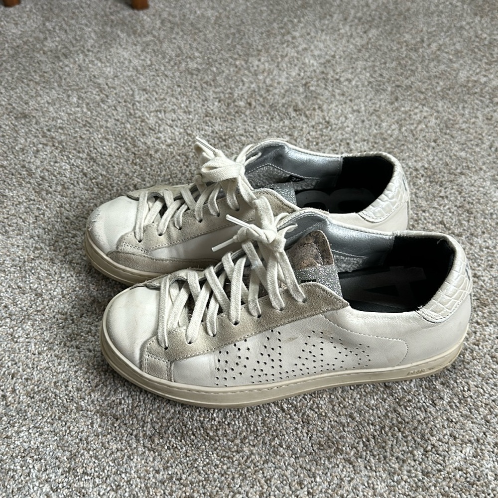 P448 John low top sneaker